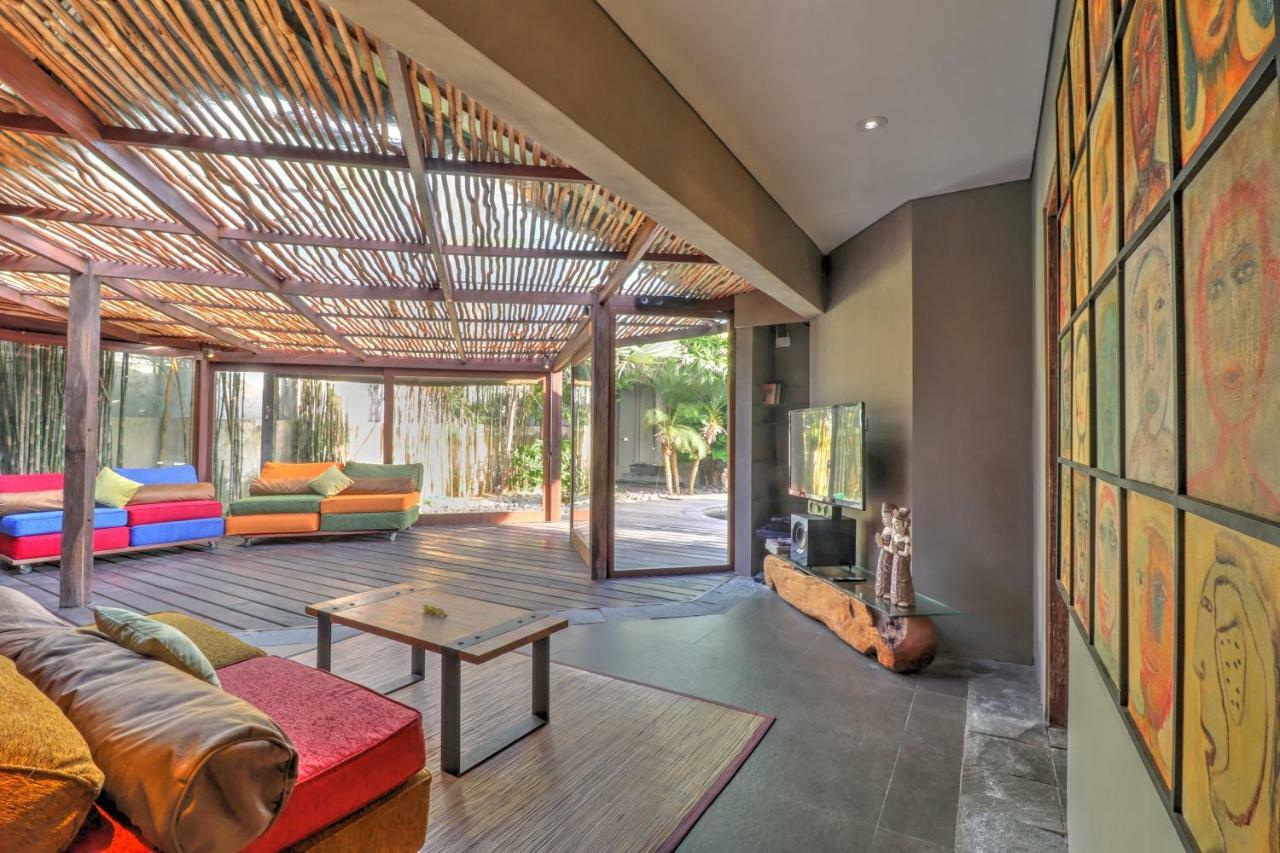 סמיניאק Villa Sham מראה חיצוני תמונה